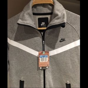 Nike womens “windrunner style” sweatshirt